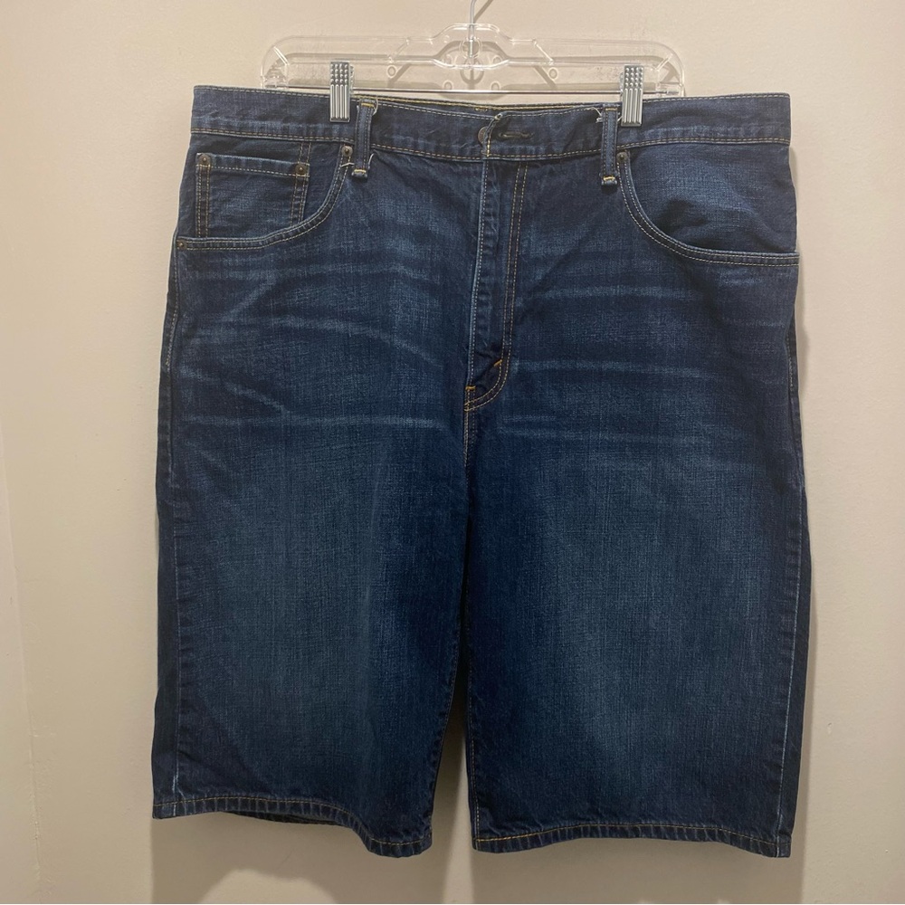 Levi's 569 Dark Blue Denim Bermuda Shorts Men's Size 38 Loose Straight Fit EUC